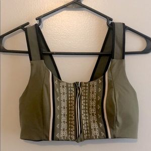 Free People Embroidered Movement Sports Bra XS 🌿